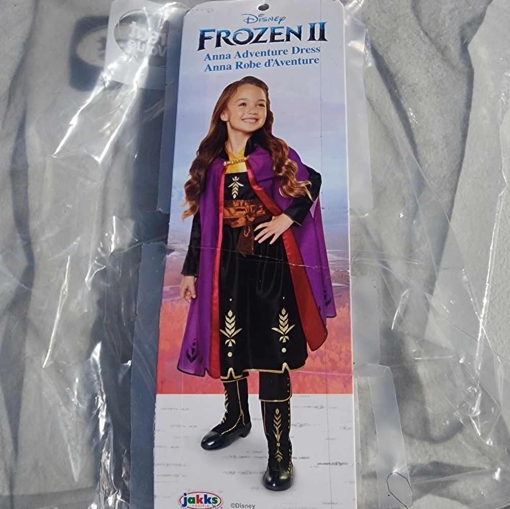 Disney Frozen II 4-6x Anna costume dress and cloak purple/black/gold used good